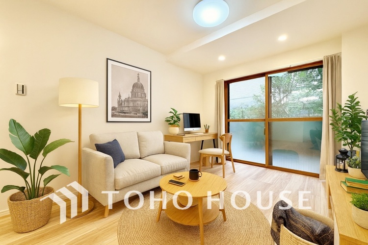 内装 ＊配置してある家具や小物はCGによるイメージ画像です。話に夢中になりすぎて、ついつい時を忘れ、夜半過ぎになってしまう。そんな束の間の幸せを感じさせてくれます。