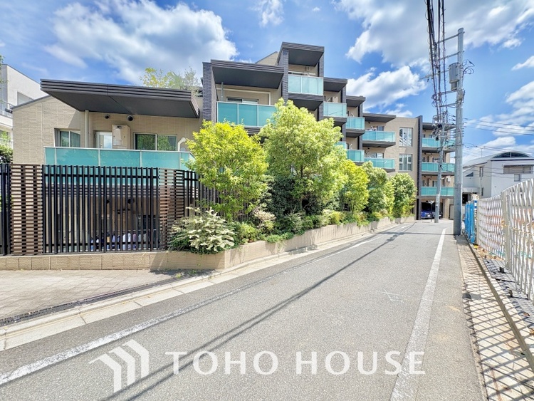 外観 陽だまりに満ちたくつろぎの空間を演出します。