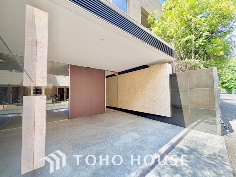 外観 家族みんなの笑顔が、笑い声が絶えない幸せいっぱいのこの場所で新たな生活が始まる。