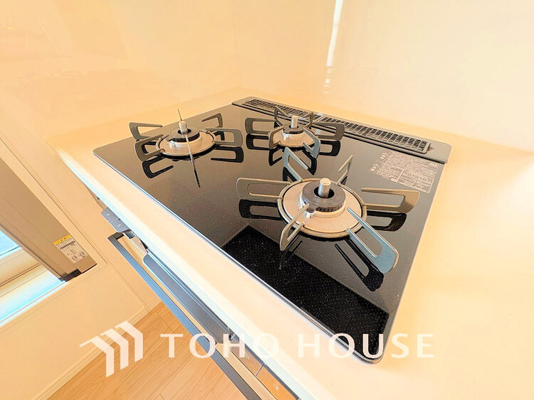 その他 3口ガスコンロでお料理のスピードもUP。効率よくお料理できますね