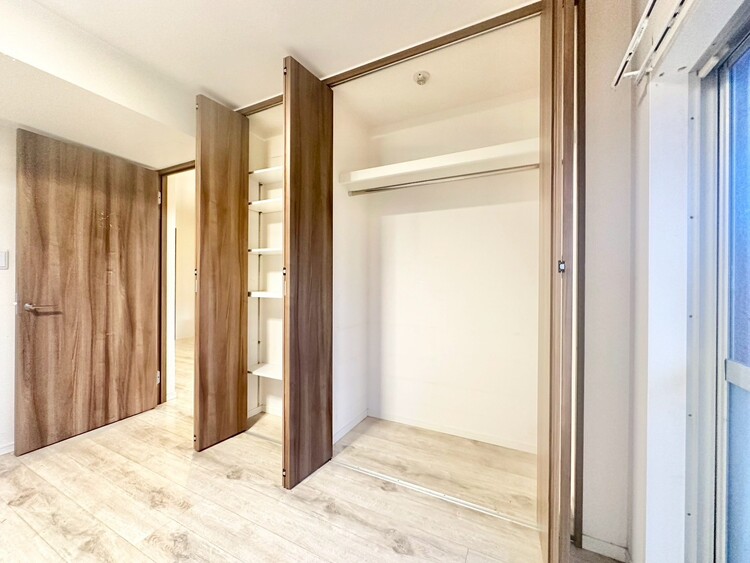 その他 収納スペースが付いていて、お部屋を広く使っていただけます。