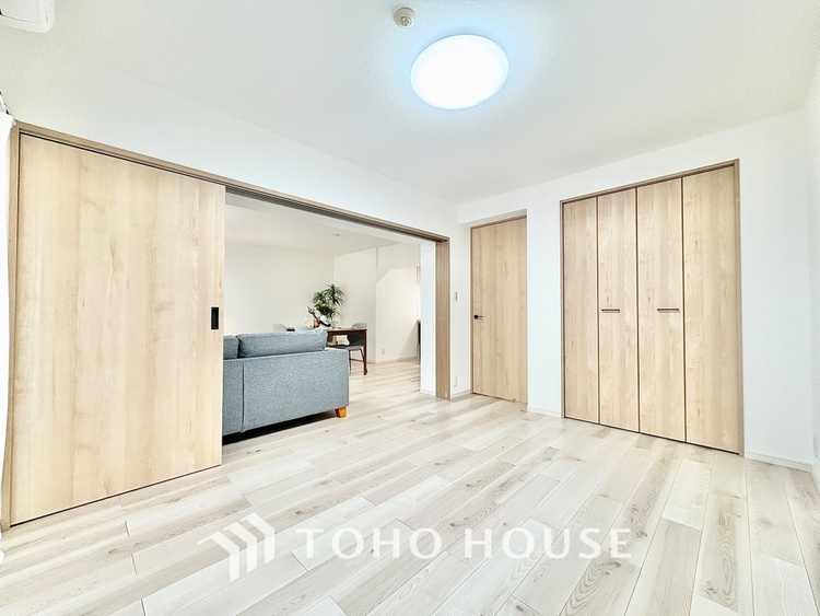 内装 【Breeze, green scent】澄み切った空気。移ろう季節の中、ゆっくりと流れる時間。幸せを噛みしめる穏やかな生活。