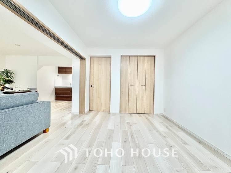 内装 【Breeze, green scent】澄み切った空気。移ろう季節の中、ゆっくりと流れる時間。幸せを噛みしめる穏やかな生活。