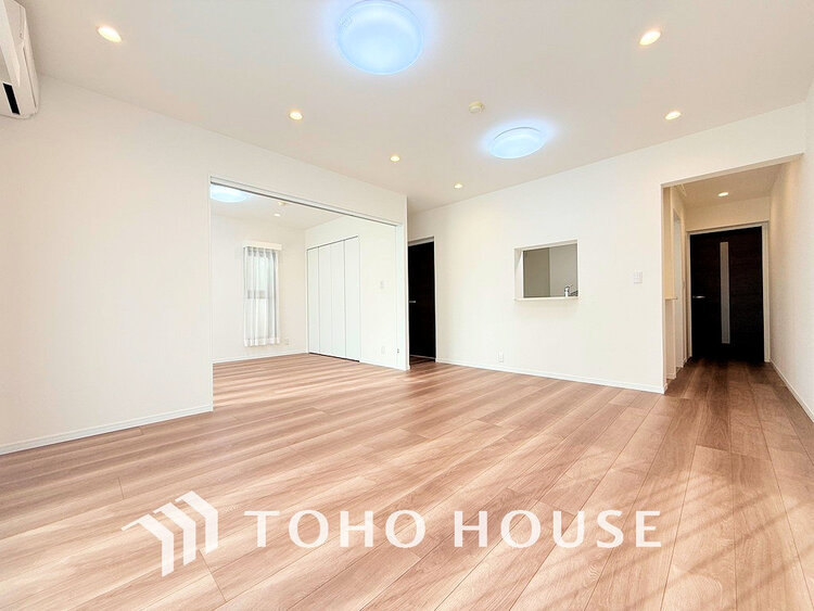 内装 ゆったりとくつろげる上質なリビングダイニングは、あなたの暮らしに価値のある時間を演出してくれます