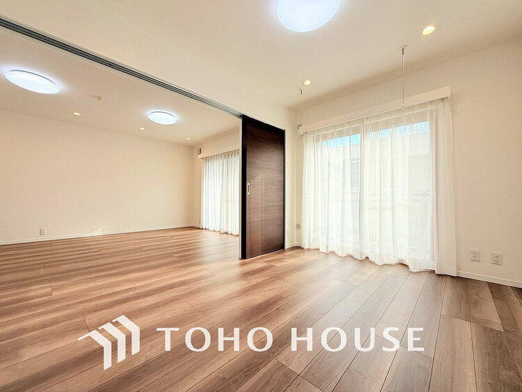 内装 家具の配置のし易い室内です。趣味の部屋としても充分な広さです