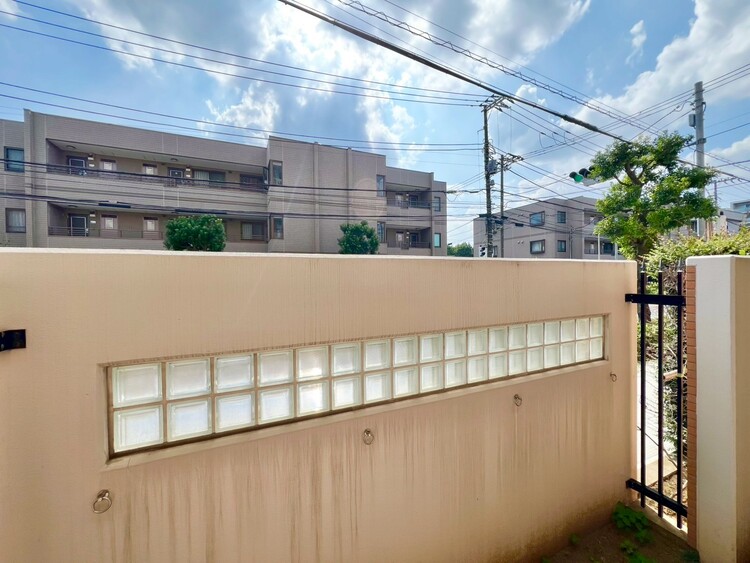 その他 眺望や窓からの景色が良いと、家で過ごす時間も快適です。