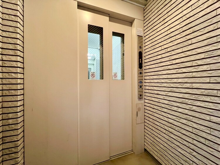 その他 エレベーター完備のため荷物が多くなっても安心。