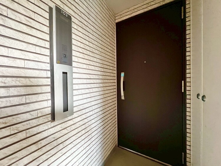 その他 清潔感のある落ち着いた雰囲気の玄関です。