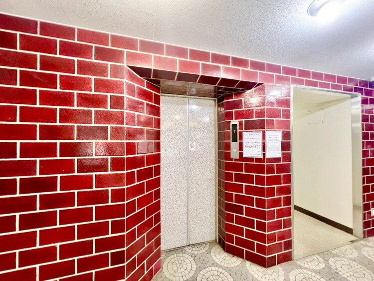 その他 エレベーター完備のため荷物が多くなっても安心。