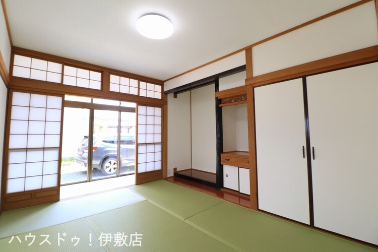 内装 【和室6帖】広縁付の和室です！障子を開ければ、南からの温かい日差しが入ってきて、気持ちがいい和室です