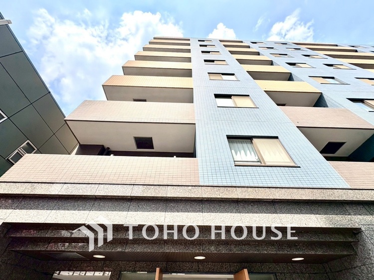 外観 【APPEARANCE】◆陽光◆が差し込む。この開放的な空間に家族の笑顔が集う。家族が一緒に過ごす空間は明るく、そして居心地よく。