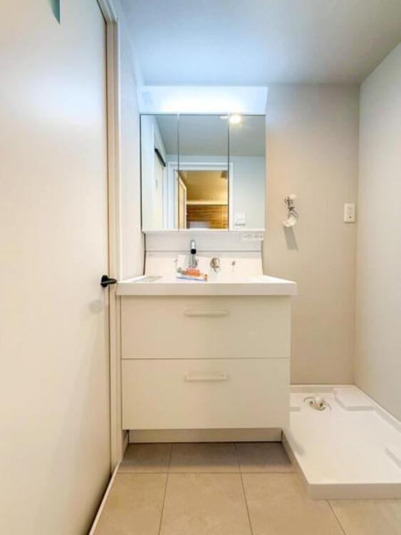 洗面 普段は人目につかないスペースにもこだわりを。つくり手の気持ちを『心』がつたわります。