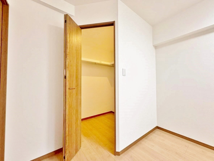 収納 居室にはクローゼットがあり、荷物もスッキリ収納して快適にお過ごしいただけます。
