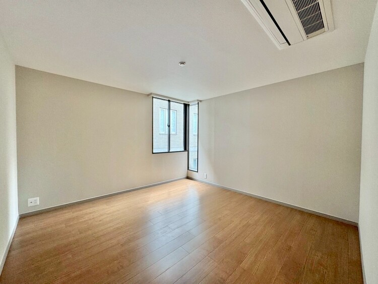 その他 清かで艶やかな時間をもたらしてくれる室内です。