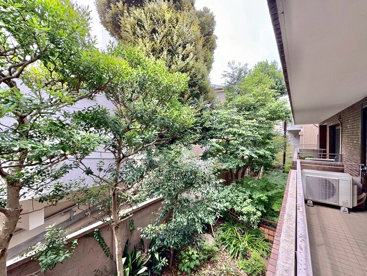 その他 眺望や窓からの景色が良いと、家で過ごす時間も快適です。