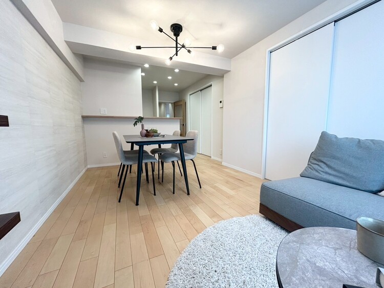 その他 シンプルな内装と偏り過ぎないデザインで統一しました。