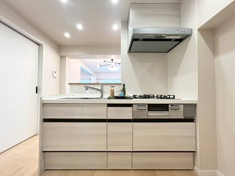 その他 開放感のあるキッチンスペース。調理をしながら、会話も弾みそうですね。