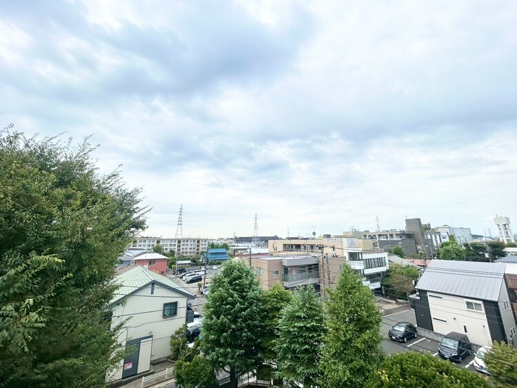 その他 眺望や窓からの景色が良いと、家で過ごす時間も快適です。