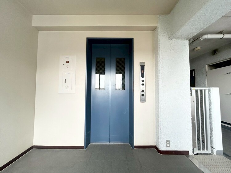 その他 エレベーター完備のため荷物が多くなっても安心。
