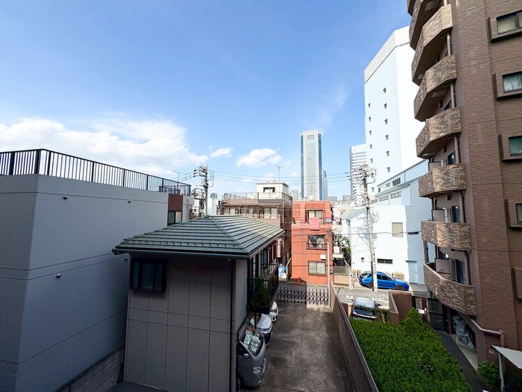 その他 眺望や窓からの景色が良いと、家で過ごす時間も快適です。