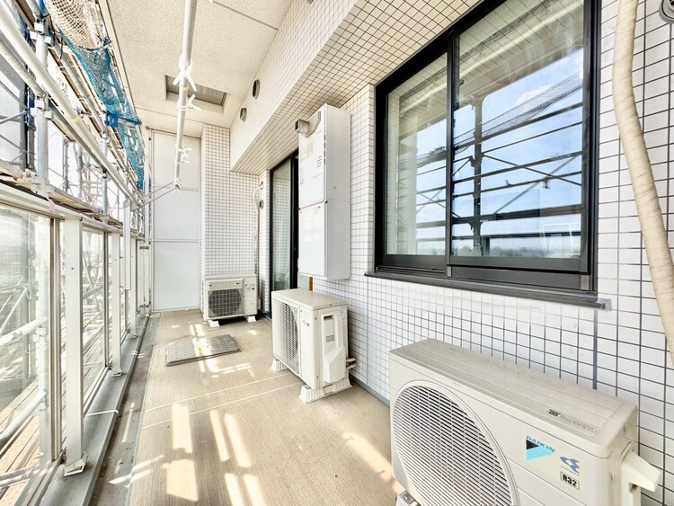 その他 朝の澄んだ空気や、夕方に吹く清々しい風を感じられるバルコニー。