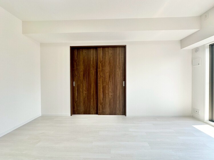 居間 シンプルな内装と偏り過ぎないデザインで統一しました。