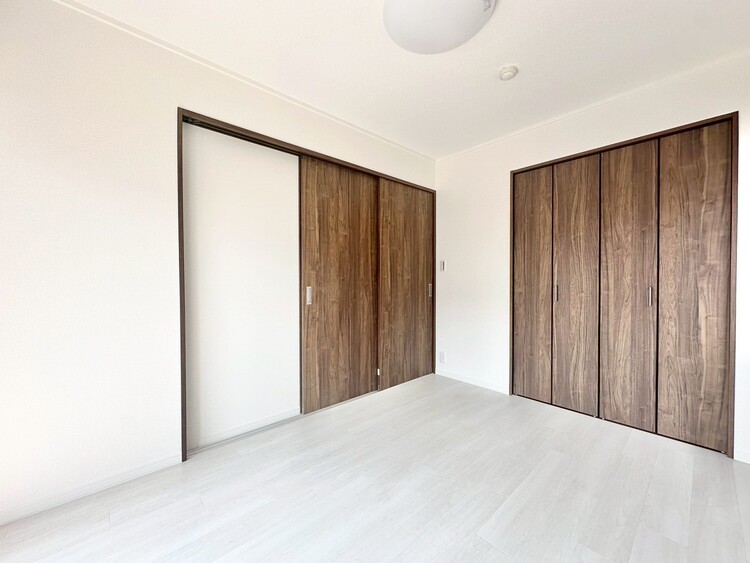 子供部屋 清かで艶やかな時間をもたらしてくれる室内です。