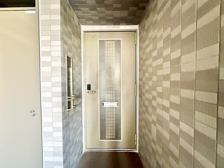 玄関 清潔感のある落ち着いた雰囲気の玄関です。