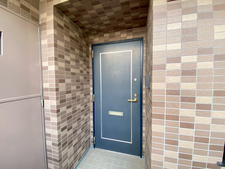 玄関 清潔感のある落ち着いた雰囲気の玄関です。