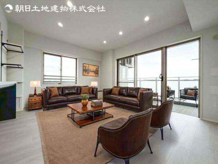 居間 本画像はCGで作成しており、実際に現地に家具は置かれておりません。尚価格に家具は含まれておりません。