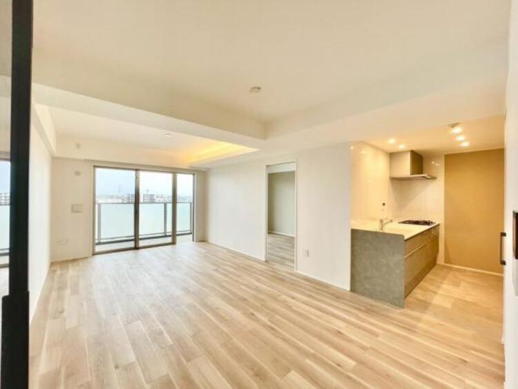 居間 約16.3帖LDK