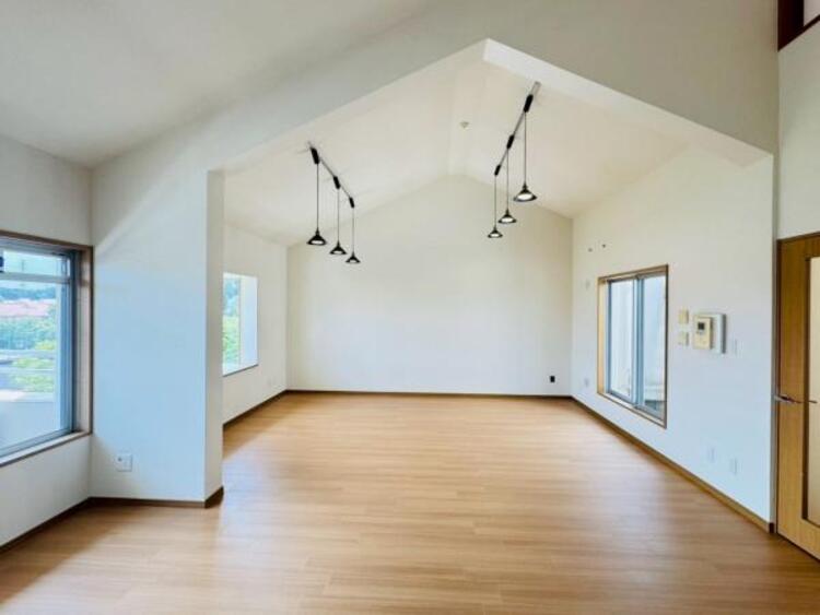 居間 【2025年8月撮影】