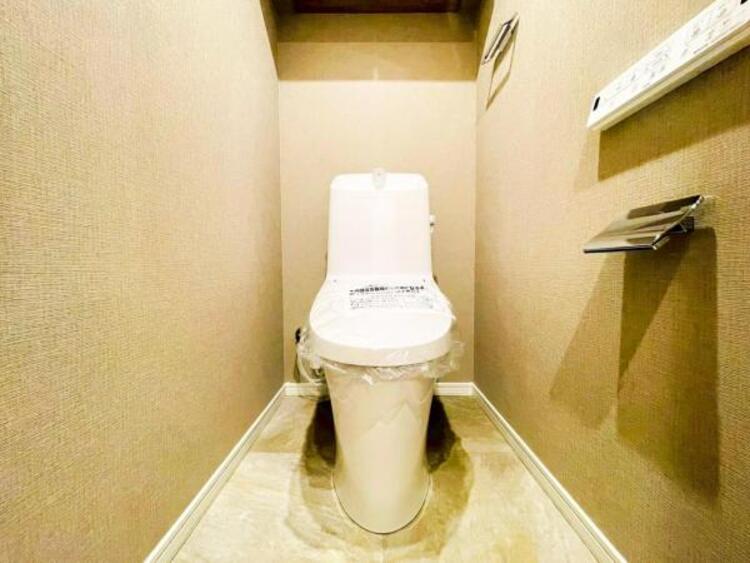 トイレ 【トイレ】ウォシュレット、保温機能付き便座など充実の設備です　お掃除がしやすくストレスフリー！！