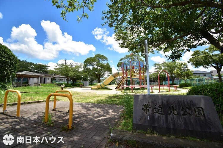 周辺 【帯迫北公園】鹿児島市吉野1丁目にある公園ですトイレ、遊具、広場あり 徒歩 約5分（約340m）