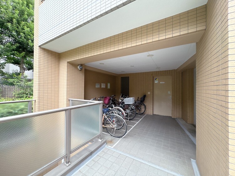 その他 きちんと整備された駐輪場。住む方の心遣いが感じられます。
