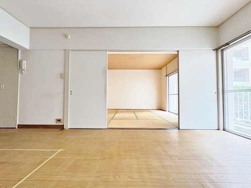 大久保マンションの物件画像