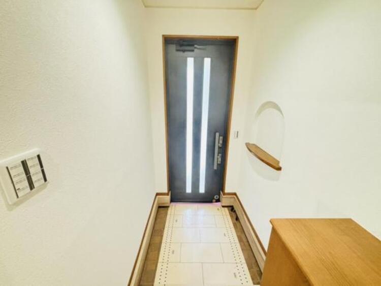 その他 高いデザイン性を持つ玄関は、安らぎに満ちた生活空間を予感させてくれます。 