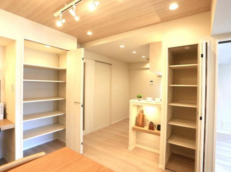 収納 空間を効率的に利用し収納スペースを確保。一日の始まりと終わりを美しく演出します。