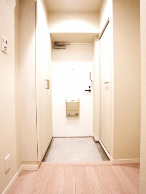 その他 雑多な玄関ではなくスッキリ空間としてお家の顔になるよう設計いたしました。