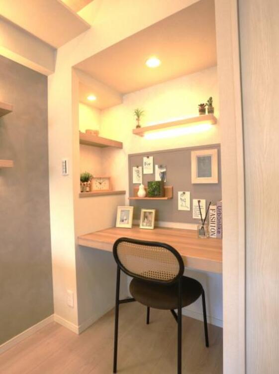 その他 テレワークスペースや電話台、本・雑誌置き場など、用途は様々です。