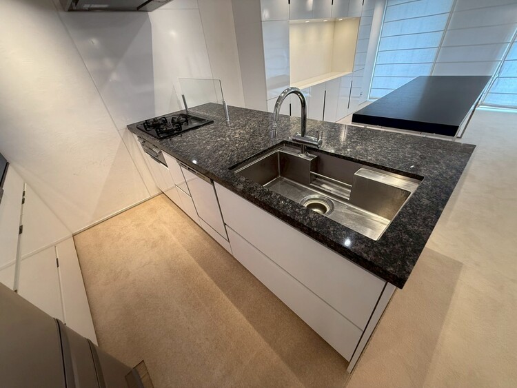 その他 使いやすくスタイリッシュなキッチン空間になっております。