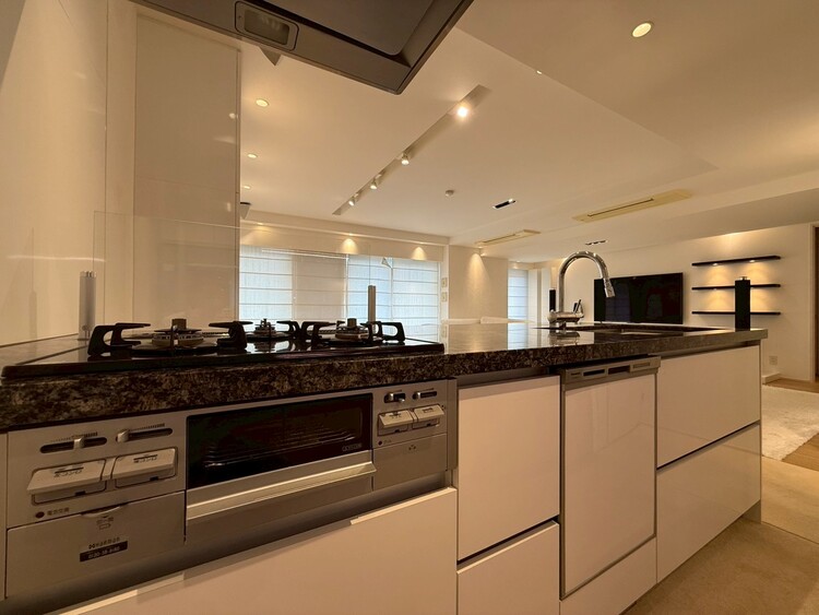 その他 開放感のあるキッチンスペース。調理をしながら、会話も弾みそうですね。