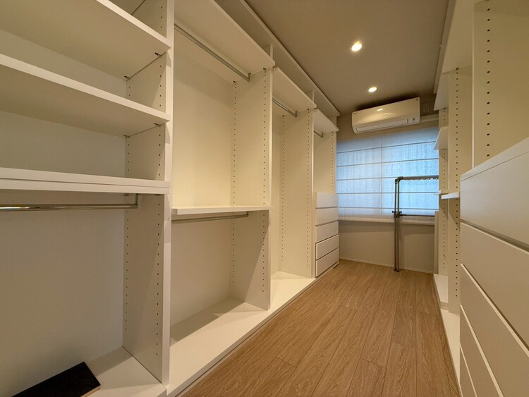 その他 家電やスーツケース、ストック品など何でも片付く嬉しい空間です。