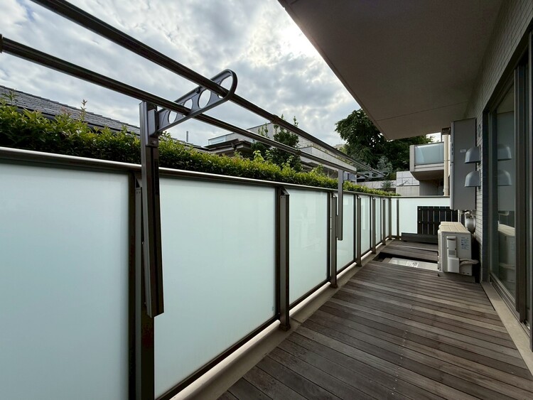 その他 朝の澄んだ空気や、夕方に吹く清々しい風を感じられるバルコニー。