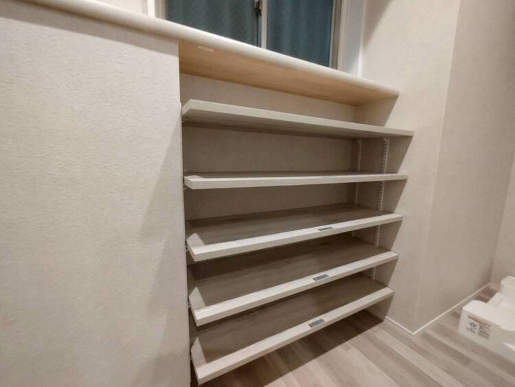 その他 収納スペースが付いていて、お部屋を広く使っていただけます。