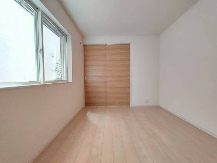 その他 清かで艶やかな時間をもたらしてくれる室内です。