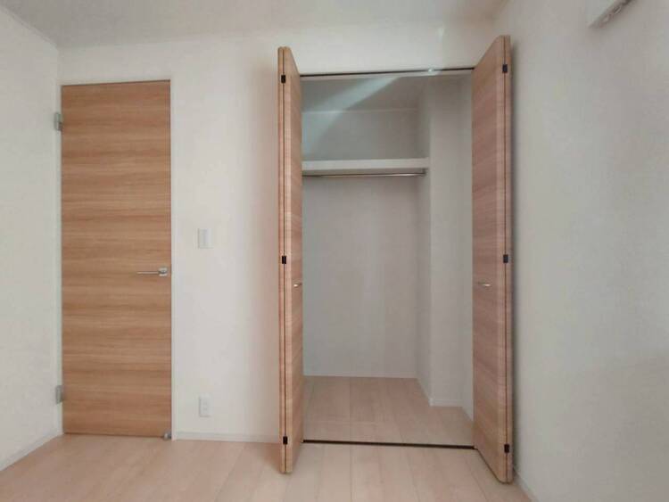 その他 家電やスーツケース、ストック品など何でも片付く嬉しい空間です。