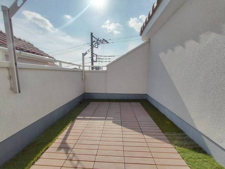 その他 朝の澄んだ空気や、夕方に吹く清々しい風を感じられるバルコニー。