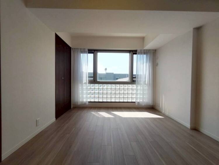 その他 清かで艶やかな時間をもたらしてくれる室内です。