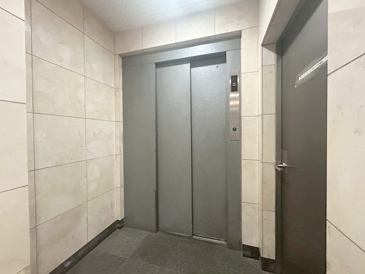 その他 エレベーター完備のため荷物が多くなっても安心。
